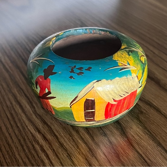 Hand Painted Wooden Planter - Picture 9 of 9